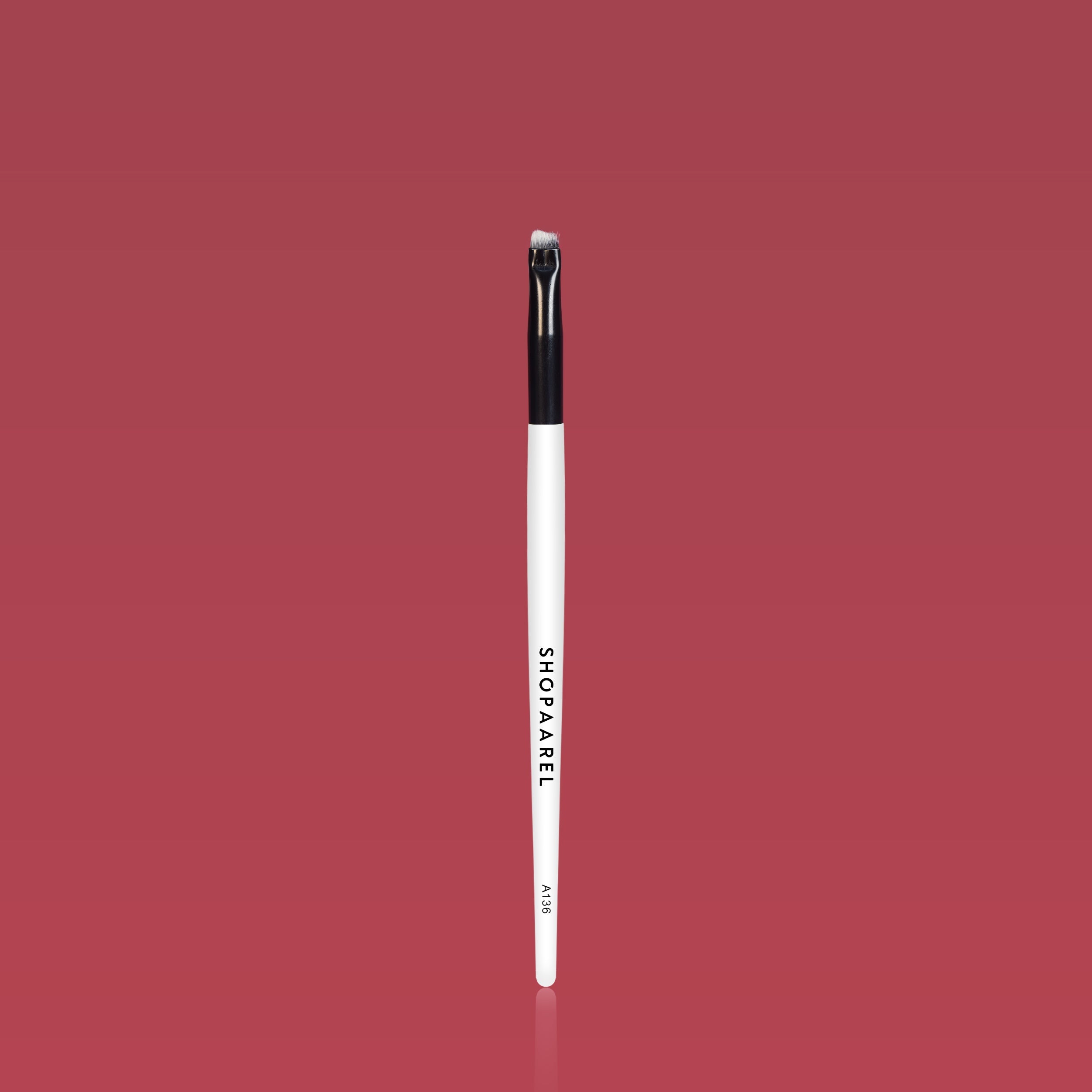 A136 Blade Eyeliner Brush