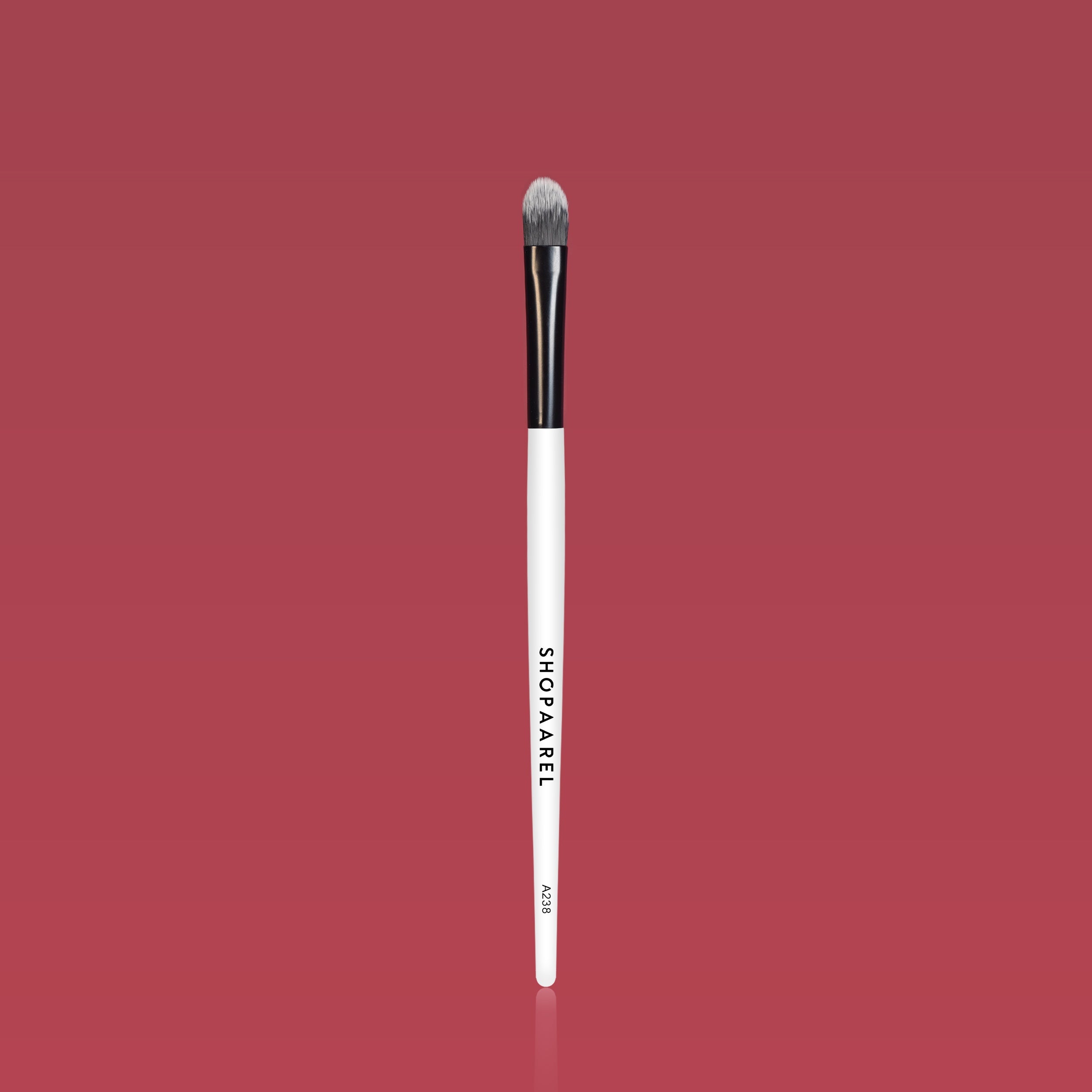 A238 Large Flat Concealer Brush