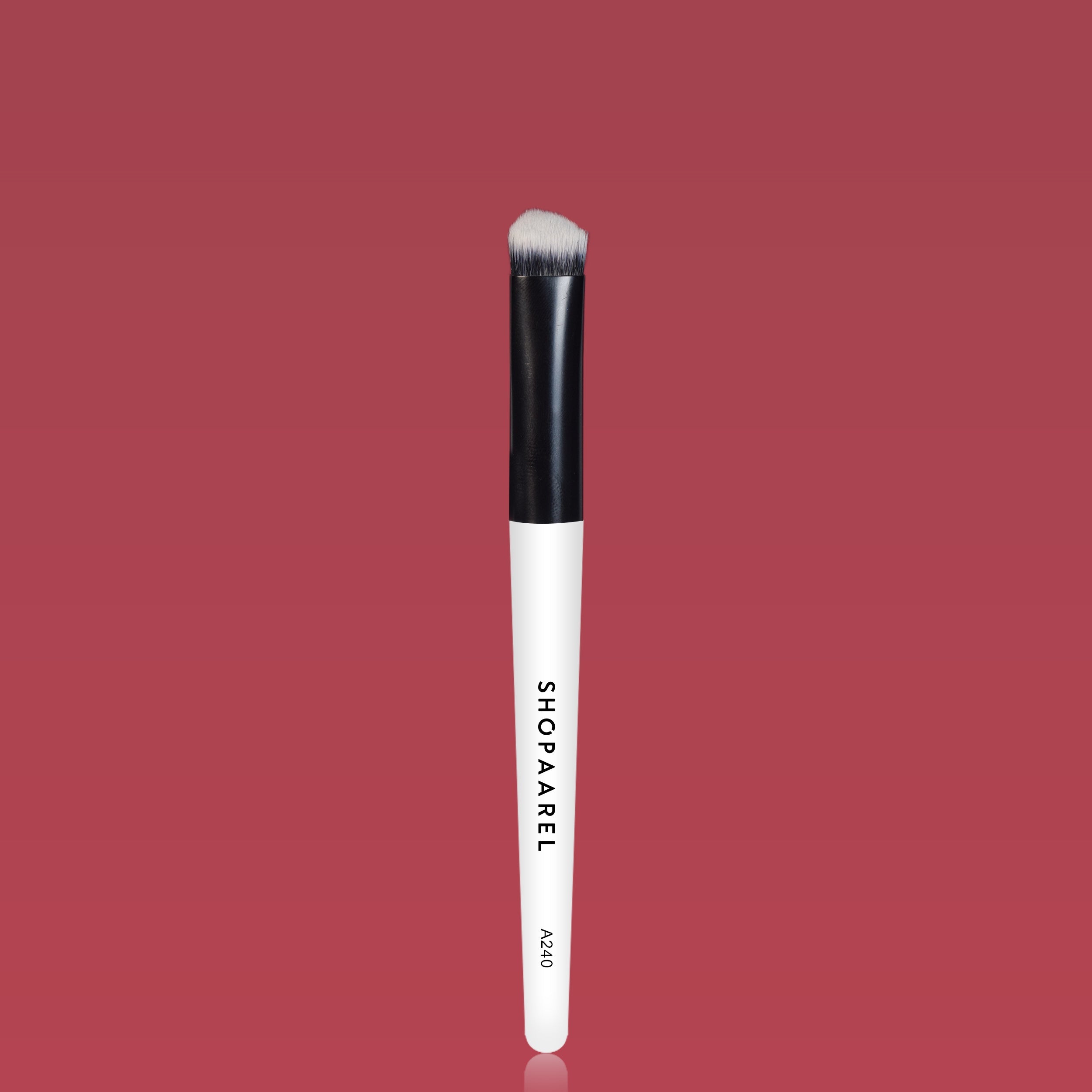 A240 Triangle Concealer Brush